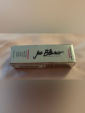 Joe Blasco NWT Lipstick Mat Lip Liner  Raspberry
